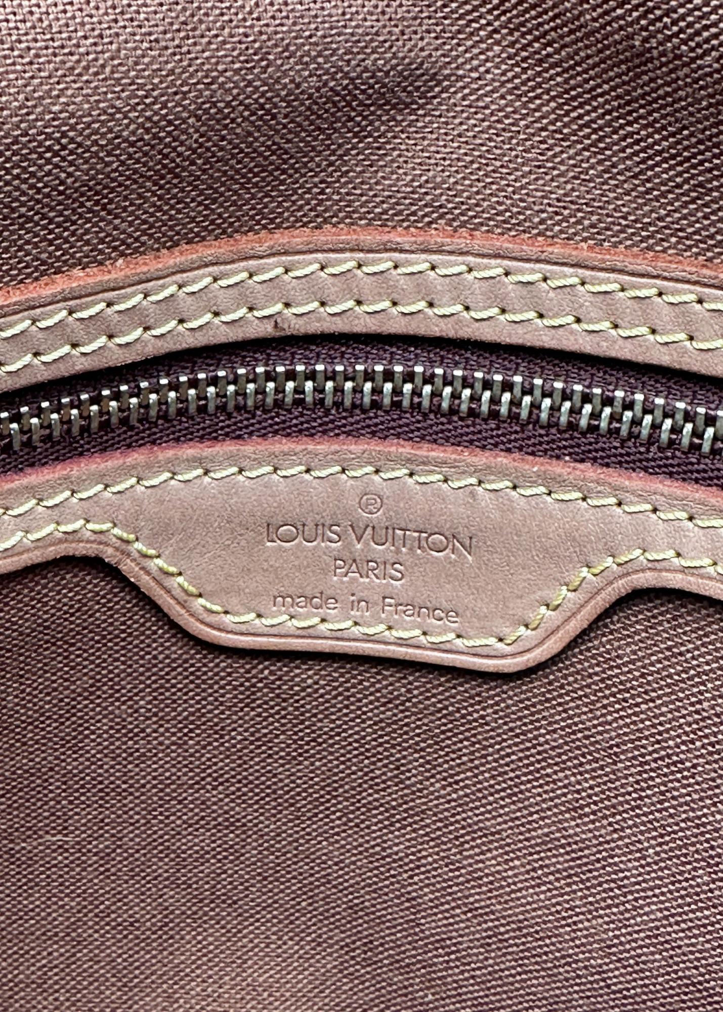 LOUIS VUITTON MINI LOOPING