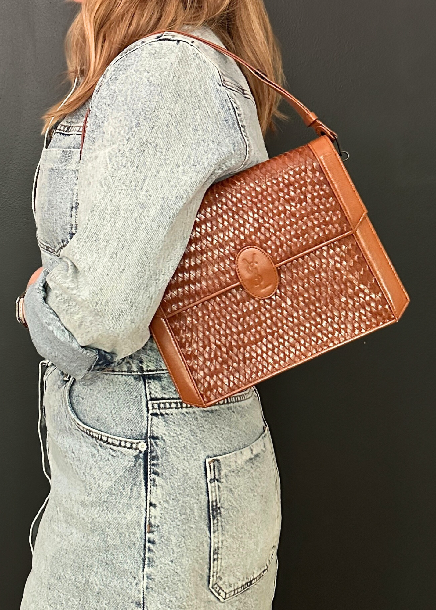 YVES SAINT LAURENT SHOULDER BAG