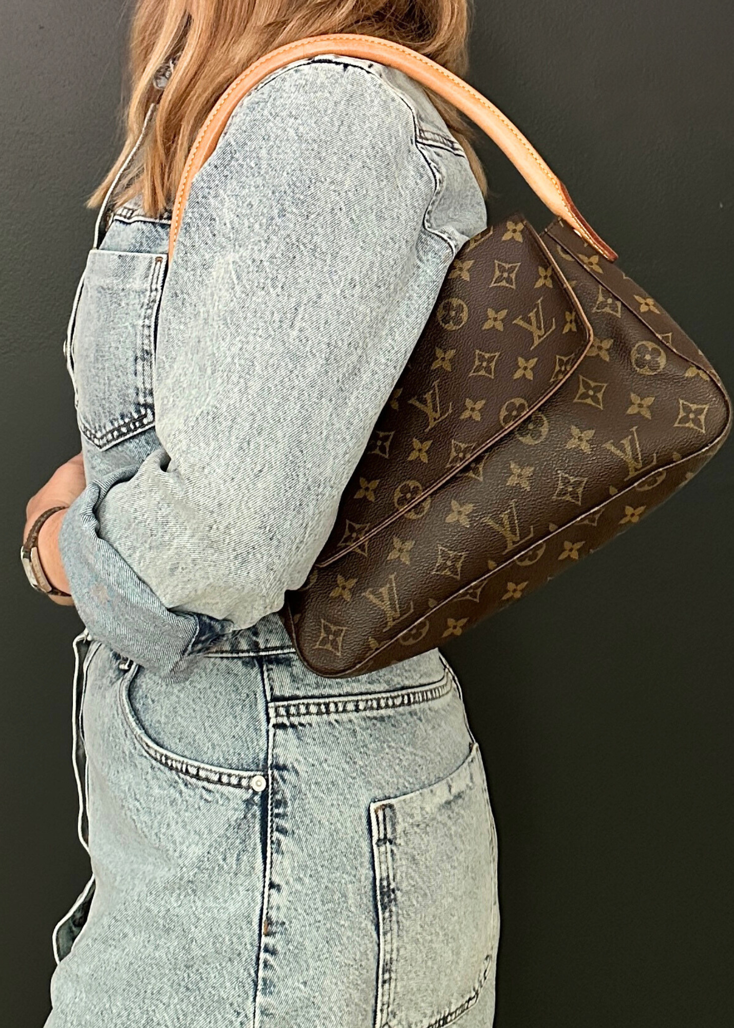 LOUIS VUITTON MINI LOOPING