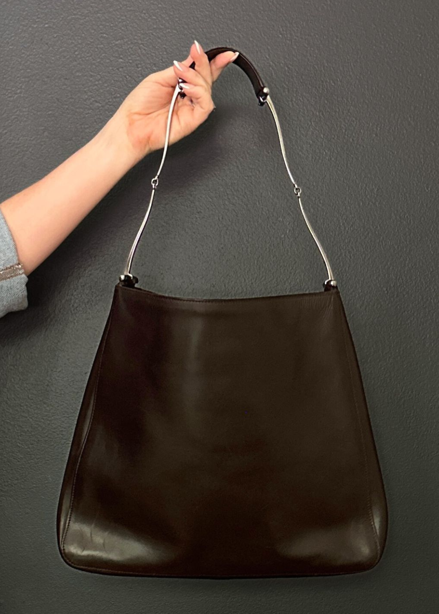 Brown Gucci leather hobo shoulder bag with silver hardware