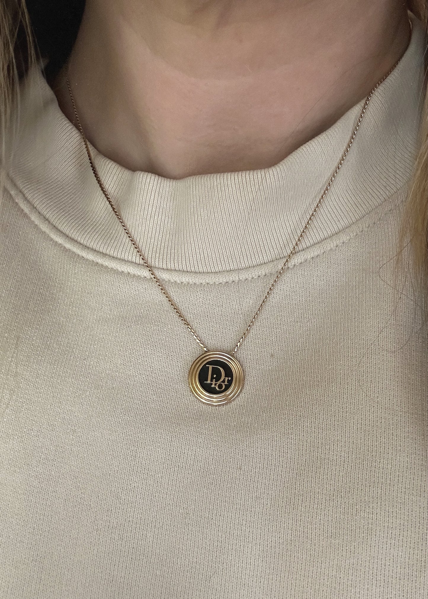 CHRISTIAN DIOR NECKLACE