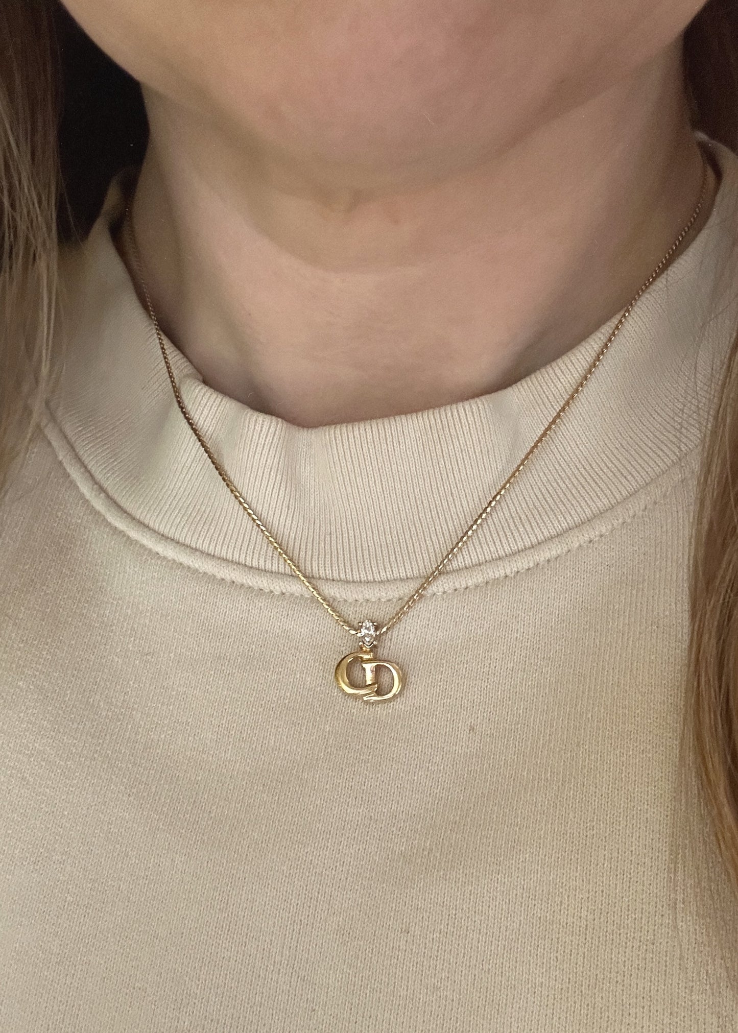 CHRISTIAN DIOR PENDANT NECKLACE