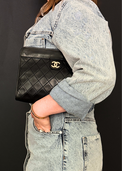 CHANEL MATELASSÉ CLUTCH