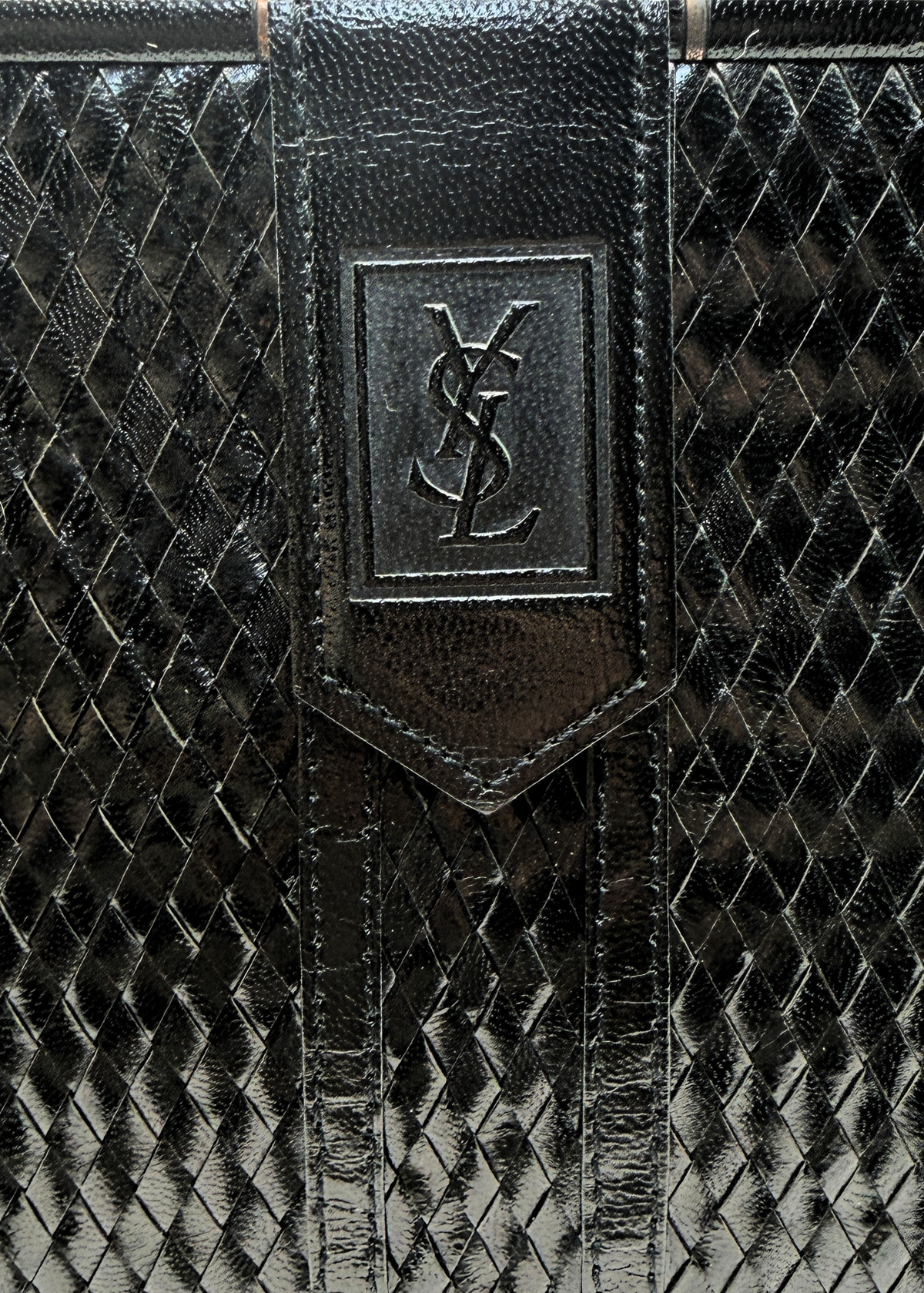 YVES SAINT LAURENT CASSANDRA CLUTCH