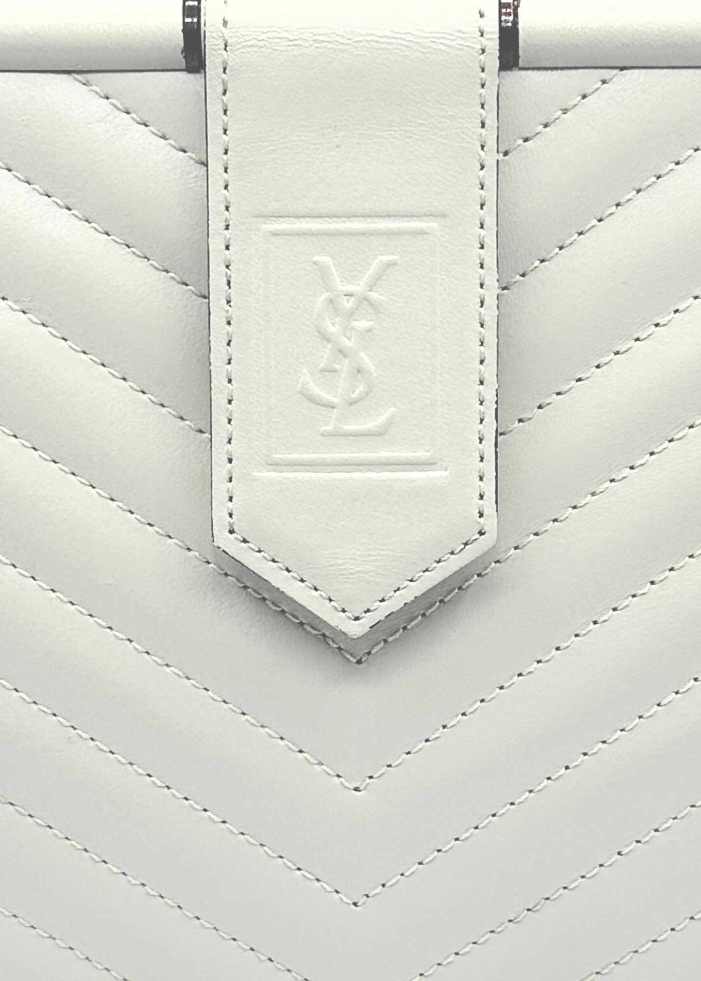 YVES SAINT LAURENT CLUTCH