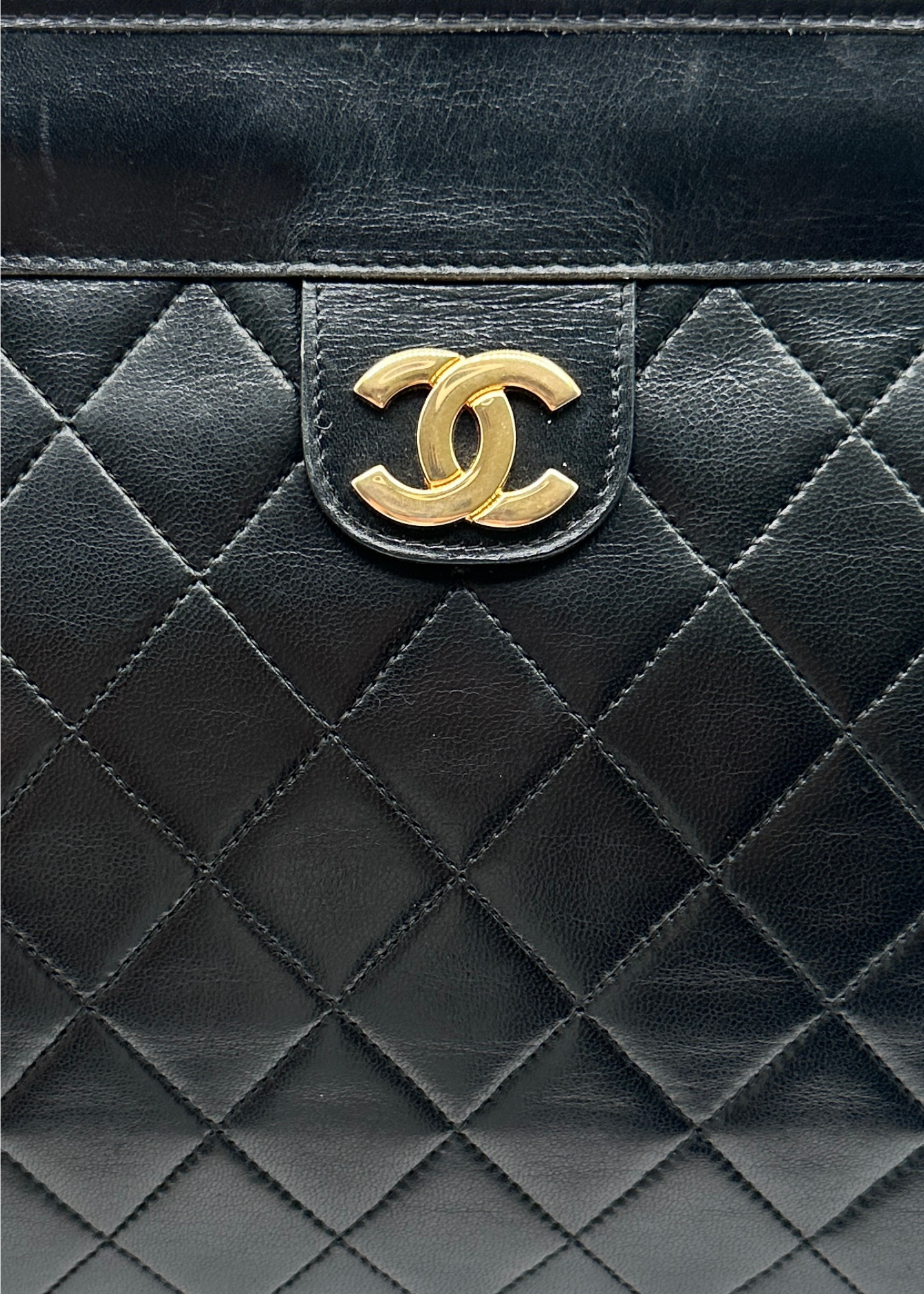 CHANEL MATELASSÉ CLUTCH