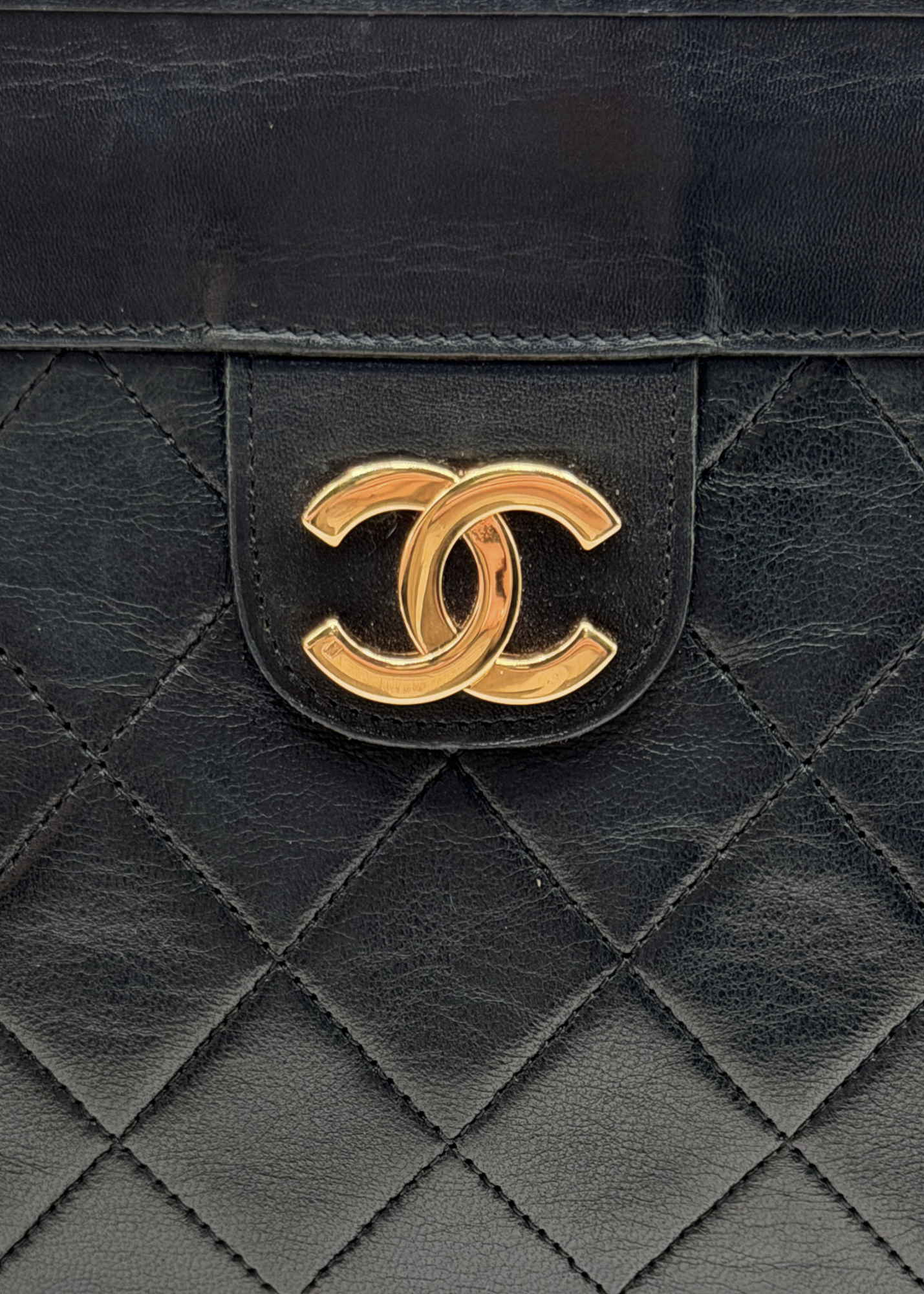 CHANEL MATELASSÉ CLUTCH