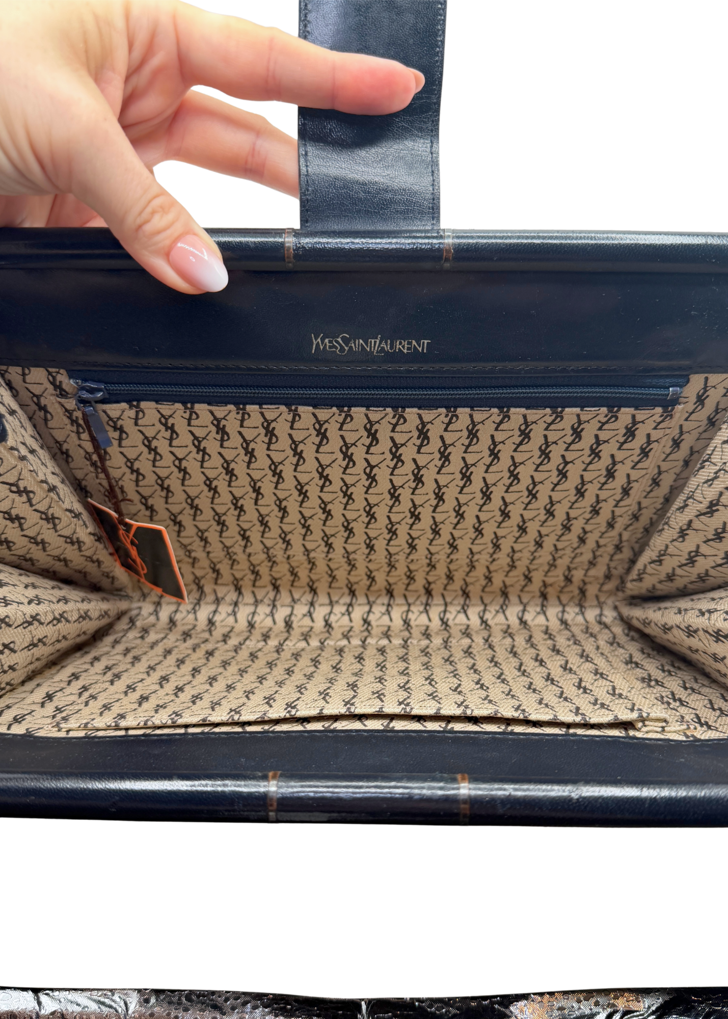 YVES SAINT LAURENT CLUTCH