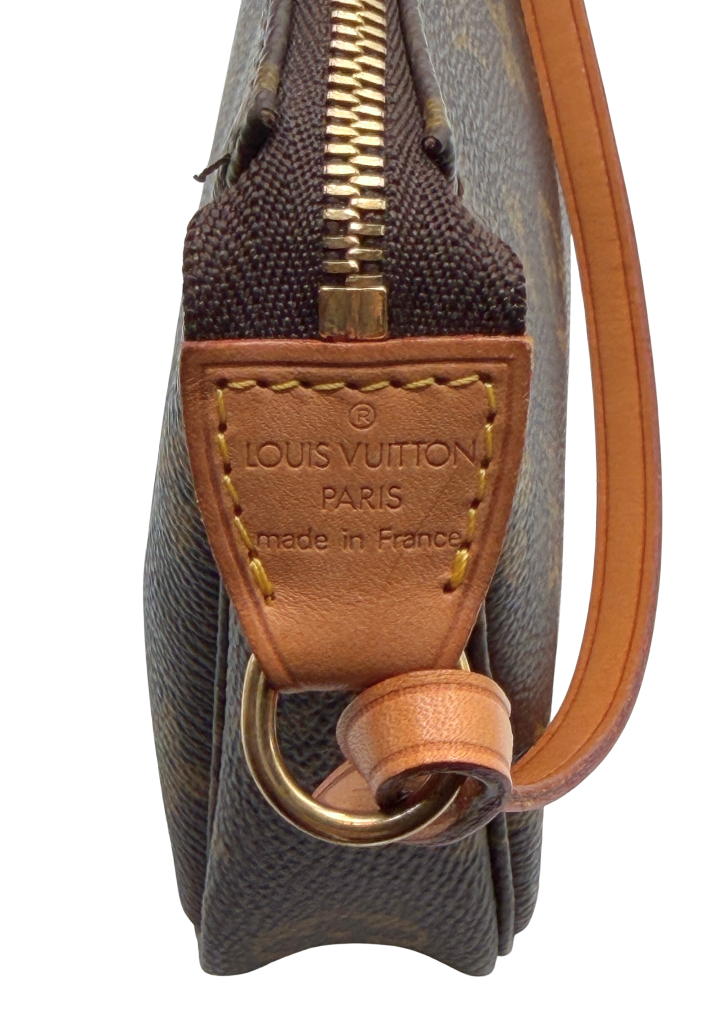 LOUIS VUITTON POCHETTE