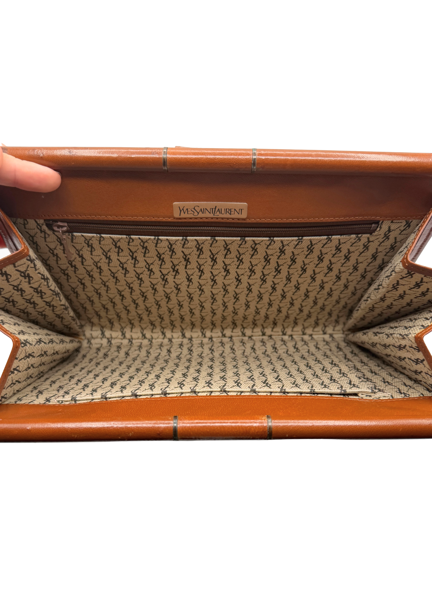YVES SAINT LAURENT CASSANDRA CLUTCH