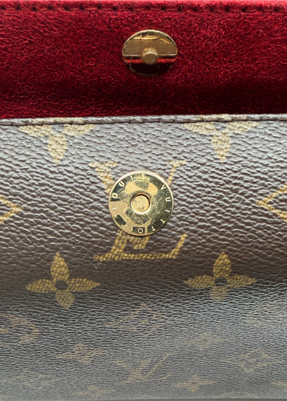 LOUIS VUITTON RECITAL