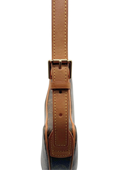 LOUIS VUITTON CROISSANT PM