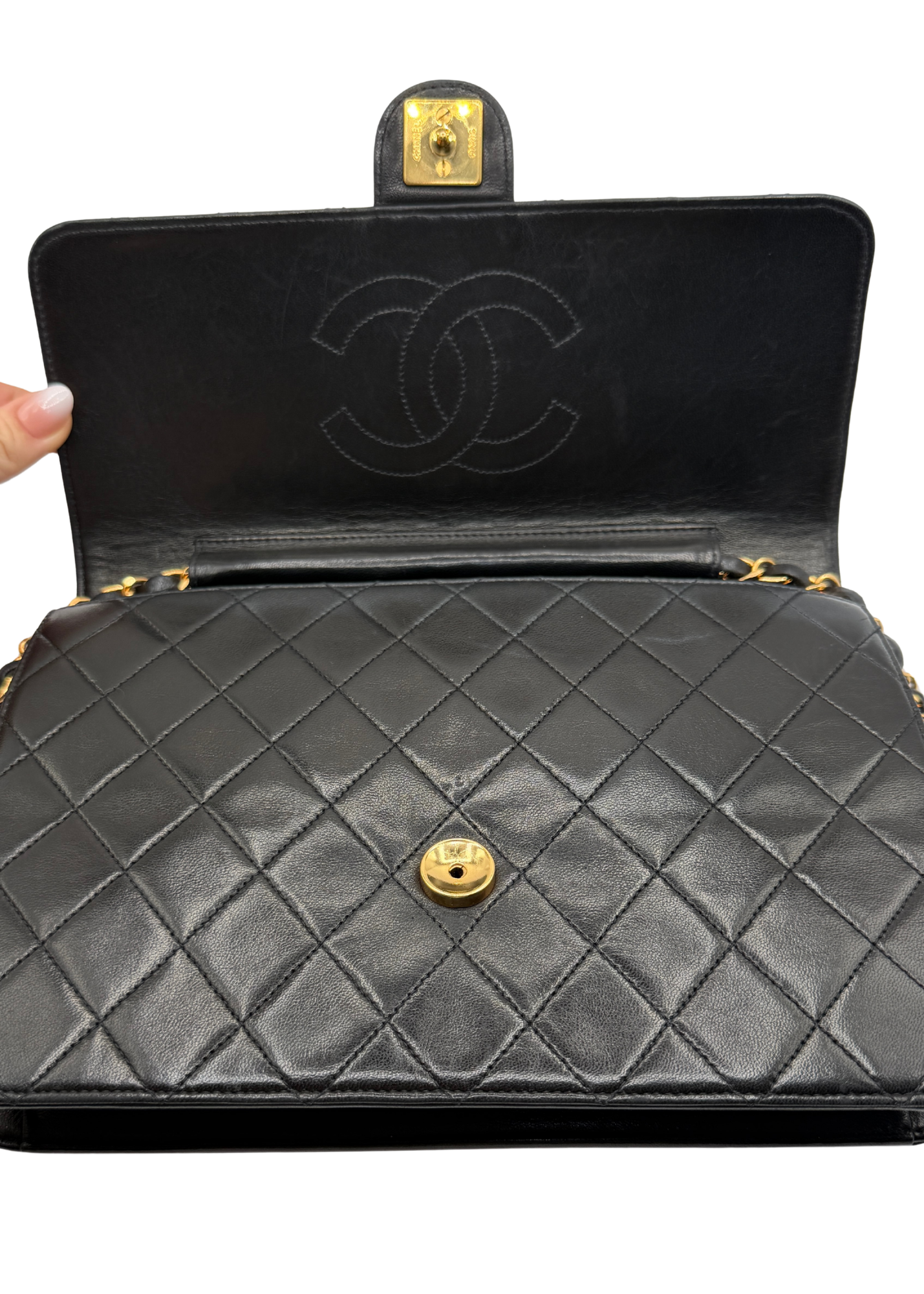CHANEL MATELASSÉ SINGLE FLAP BAG