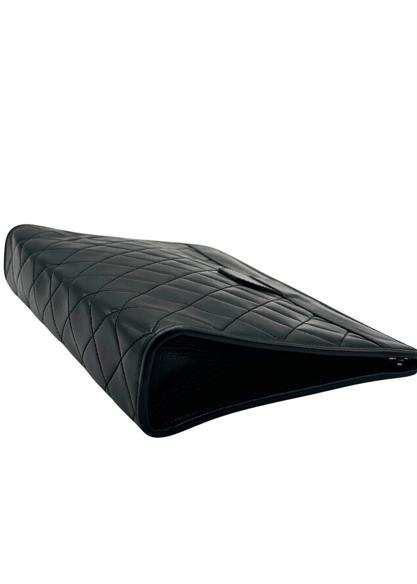 ChanelBlackQuiltedLeatherClutch