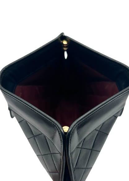 Chanel Vintage Clutch Black quilted leather hinge closure