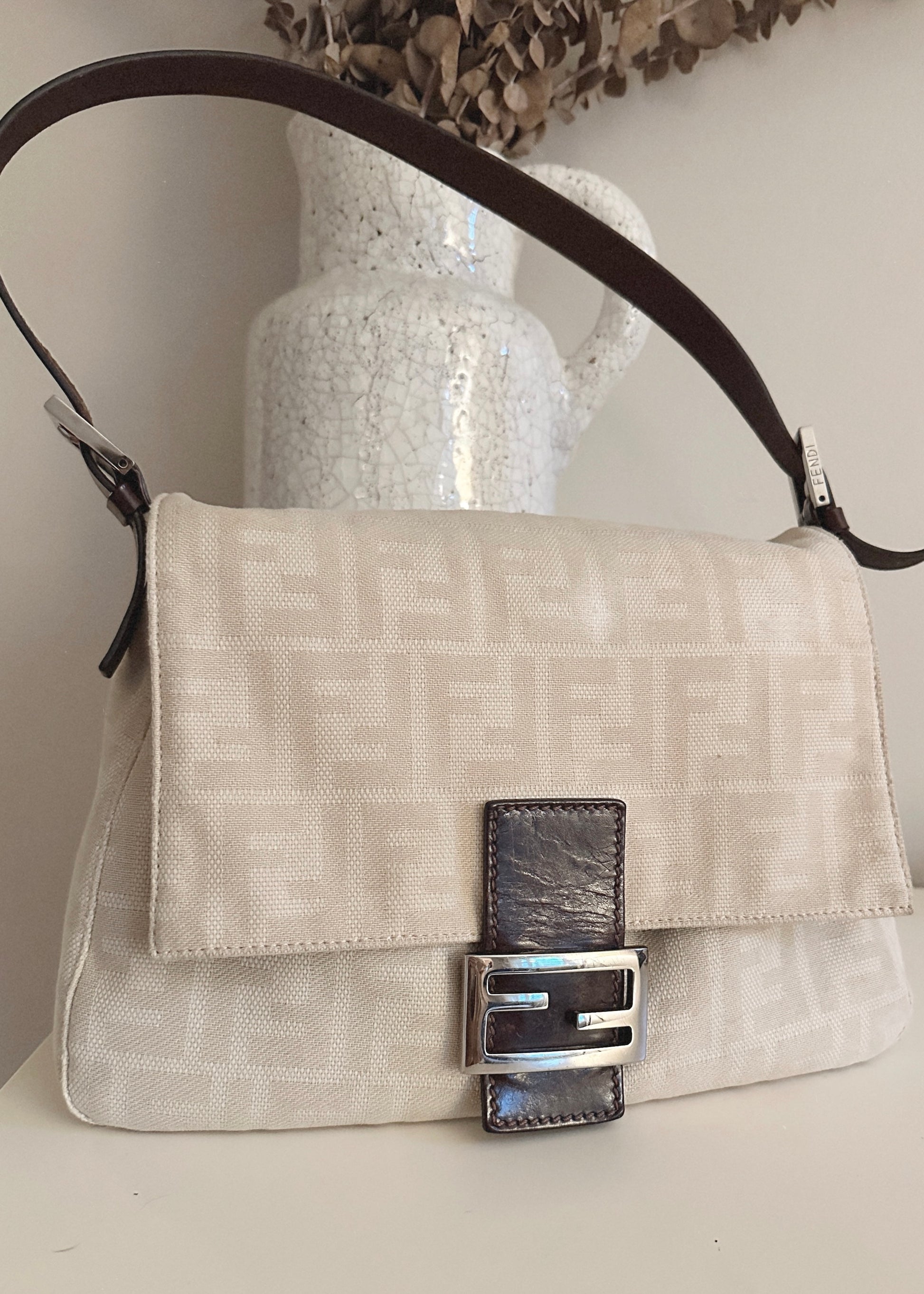 Fendi vintage Cream mama baguette