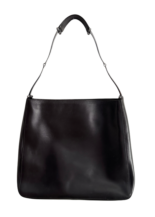 Brown leather Gucci hobo shoulder bag with silver hardware strap